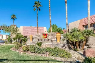 Photo #1: 2605317 Listing