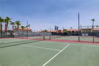 Photo #2: 2605317 Listing