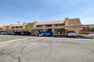 Photo #3: 2605317 Listing