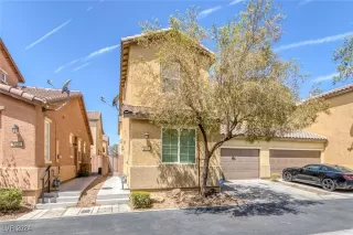 Photo #1: 2605336 Listing