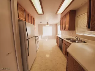 Photo #4: 2605360 Listing 