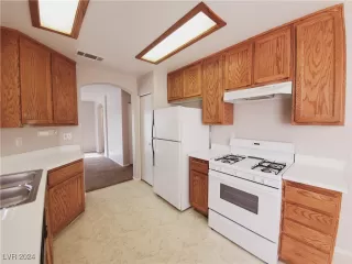 Photo #6: 2605360 Listing 