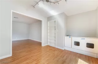 Photo #5: 2605367 Listing 