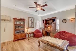 Photo #5: 2605389 Listing