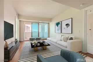 Photo #2: 2605407 Listing