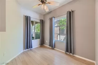 Photo #5: 2605418 Listing