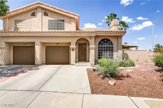 Photo #1: 2605425 Listing