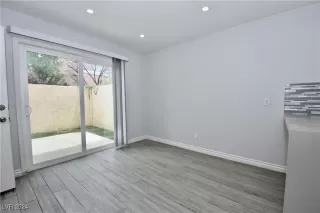 Photo #3: 2605472 Listing 