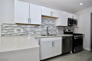 Photo #4: 2605472 Listing 