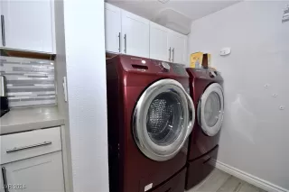 Photo #5: 2605472 Listing 