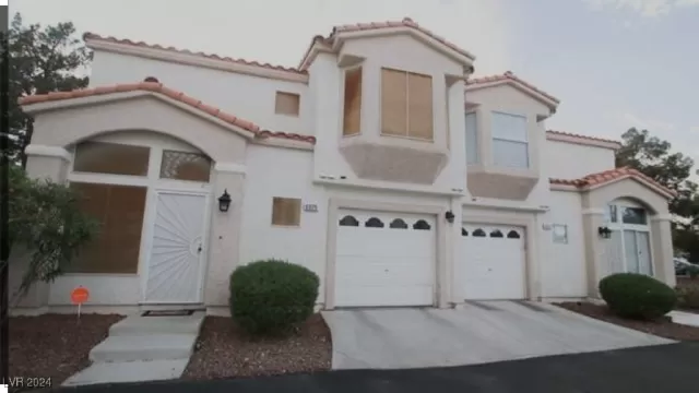 MLS: 2605475 Condo For Sale
