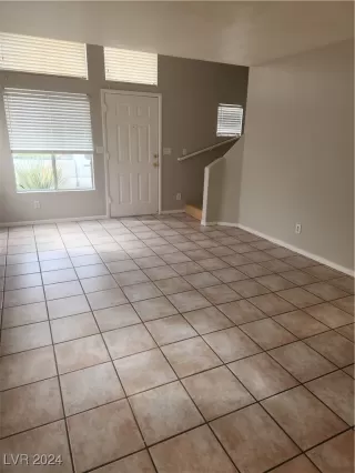 Photo #1: 2605475 Listing 