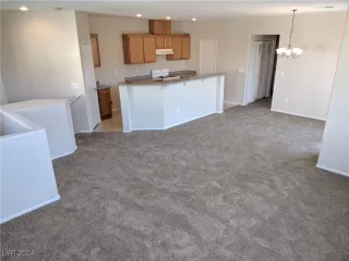 Photo #6: 2605496 Listing 