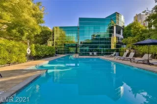 Photo #4: 2605522 Listing 