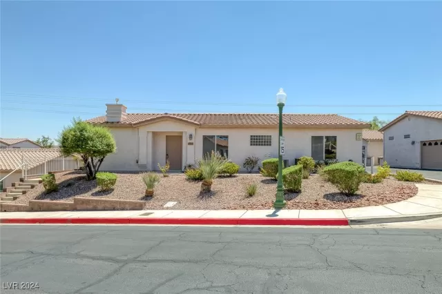 MLS: 2605538 Condo For Sale