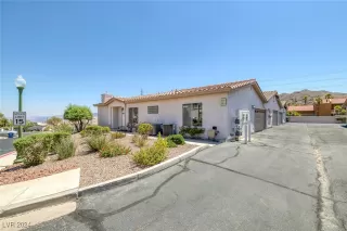 Photo #1: 2605538 Listing