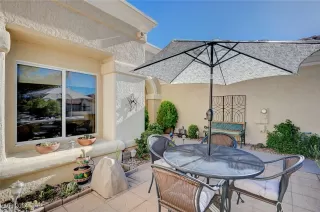 Photo #3: 2605546 Listing