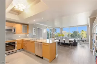 Photo #4: 2605562 Listing