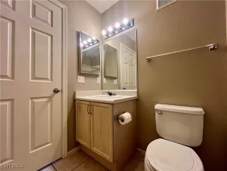 Photo #1: 2605570 Listing 