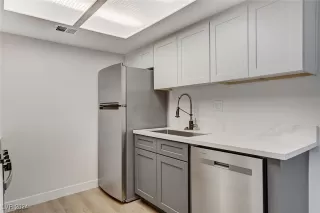 Photo #1: 2605573 Listing