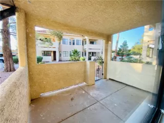 Photo #1: 2605584 Listing 