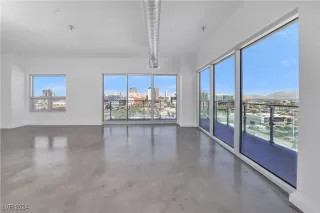 Photo #1: 2605595 Listing