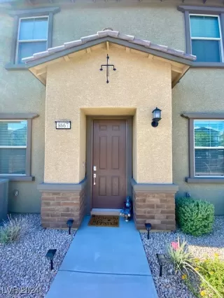 Photo #1: 2605625 Listing 