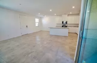 Photo #5: 2605625 Listing 