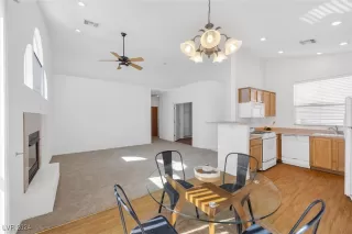 Photo #2: 2605655 Listing 