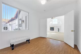 Photo #5: 2605655 Listing 