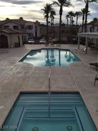 Photo #1: 2605658 Listing 