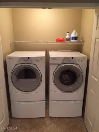 Photo #3: 2605658 Listing 