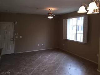 Photo #6: 2605658 Listing 