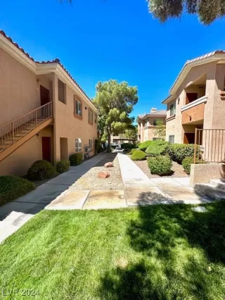 Photo #2: 2605659 Listing 