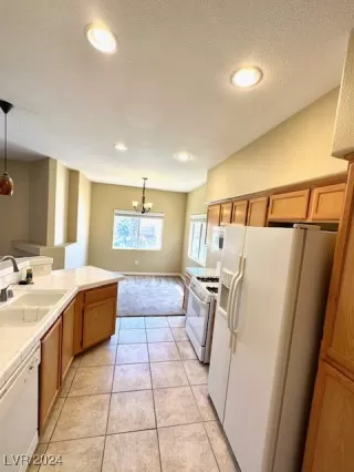 Photo #5: 2605659 Listing 