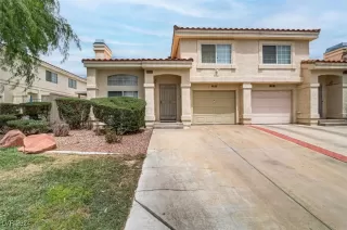 Photo #2: 2605693 Listing