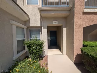 Photo #1: 2605699 Listing 