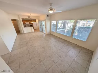 Photo #2: 2605699 Listing 