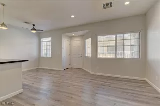 Photo #4: 2605725 Listing