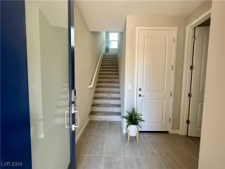 Photo #1: 2605730 Listing 