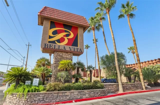 MLS: 2605818 Condo For Sale