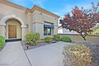 Photo #1: 2605821 Listing