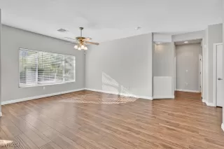 Photo #4: 2605821 Listing