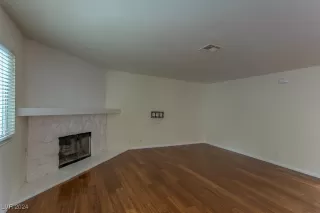 Photo #1: 2605827 Listing