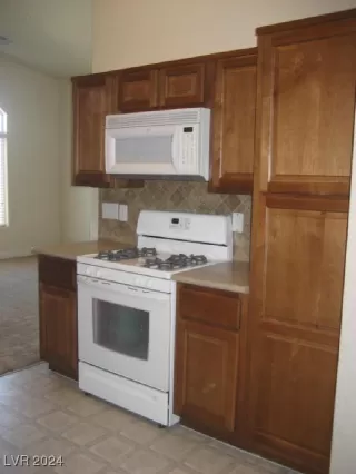 Photo #3: 2605902 Listing 