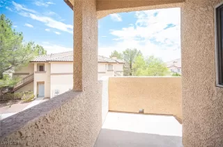 Photo #4: 2605908 Listing 