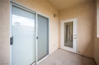 Photo #5: 2605908 Listing 