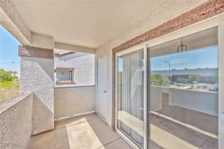 Photo #3: 2605918 Listing 