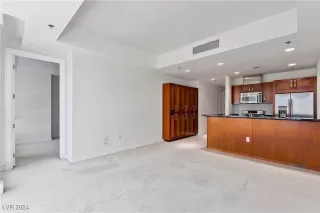 Photo #6: 2605923 Listing 