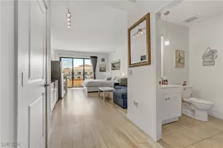 Photo #4: 2605932 Listing 